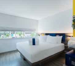 Двухместный номер Cosi двуспальная кровать в COSI Pattaya Wong Amat Beach