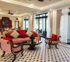 Вилла Presidential с 6 комнатами рядом с пляжем в Отель Wyndham Grand Phu Quoc