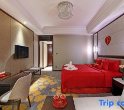 Люкс Luxury в Phoenix Hotel