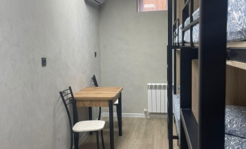Кровать в 4-местном общем женском номере в На Лечебной