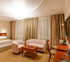 JUNIOR SUITE в Дегас