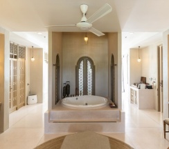 Penthouse Pool ‘Devasom Sky Villa’ с 2 комнатами в Devasom Khao Lak Beach Resort & Villas