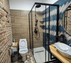 Двухместный полулюкс Мансарда двуспальная кровать в География