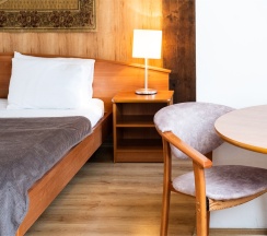 Полулюкс мансардный трехместный в Котбус