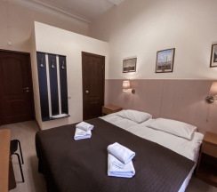 Двухместный номер с собственной ванной комнатой (дабл или твин) в Алиса