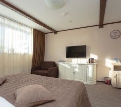 Двухместный полулюкс двуспальная кровать в Губернский