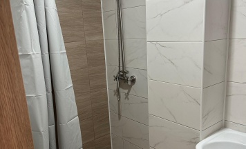 Стандартный четырехместный номер в Донец