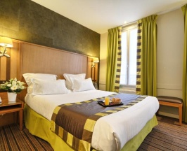 Двухместный номер Superior с балконом 2 отдельные кровати в Hotel Mondial
