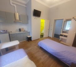 Студия с двумя односпальными кроватями в Советский