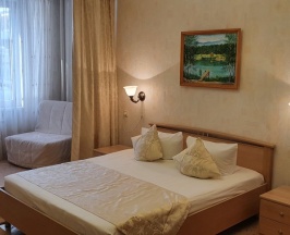 Семейный номер Comfort с балконом и рядом с пляжем в Маретель