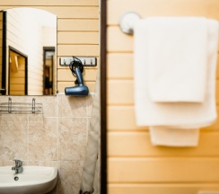 Коттедж эконом без сауны с двуспальной кроватью в спальне (2+3) в Красное озеро