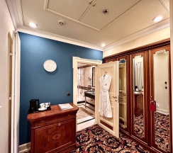 Классический номер c видом на город в Taleon Imperial Hotel