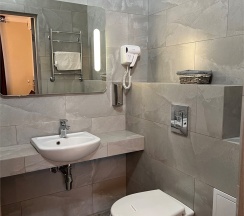 Улучшенный двухместный номер с двуспальной или 2 односпальными кроватями в VIP 29