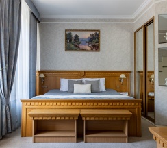 Люкс в Голден отель