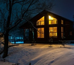 Коттедж в Загородный дом с русской баней