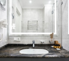 Люкс Дионис в Dionis Art Apartments
