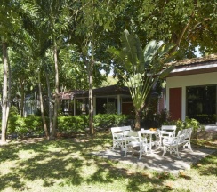 Вилла с видом на сад в Villa Navin Resort