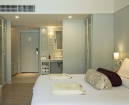 Двухместный номер Deluxe с видом на бассейн 2 отдельные кровати в Katathani Phuket Beach Resort