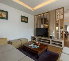 Люкс New семейный с джакузи на крыше с 3 комнатами в Phunawa Resort