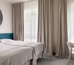 Семейный Люкс с 1 кроватью King-size или 2 односпальными кроватями 90х200см в Нега