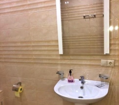 Двухместный улучшенный номер с двухспальной кроватью №4 в Усадьба уюта