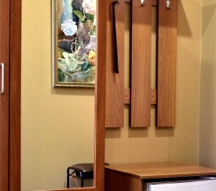 №10. Семейный номер с двуспальной кроватью и видом на Байкал в Прибой