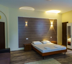 4-местный номер студия в Оптима