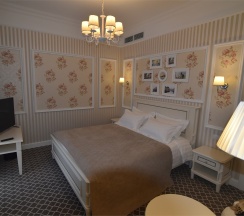 Ambassador в Hotel voyage