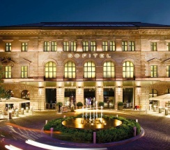 Двухместный полулюкс Duplex двуспальная кровать в Sofitel Munich Bayerpost