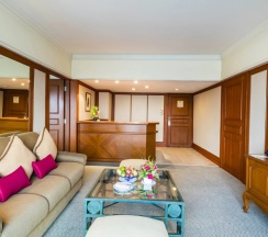Двухместный полулюкс двуспальная кровать в Bangkok Palace Hotel