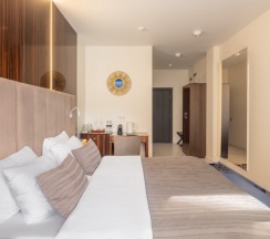 Стандарт в V Hotel&Rooftop lounge