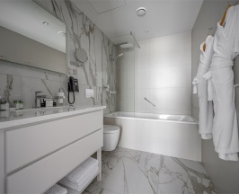 Офицерский Люкс в ПСБ Патриот Cosmos Hotels