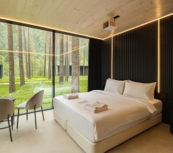 Зеркальный дом в Pinewood resort&SPA