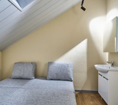 Шестиместный коттедж с балконом и с видом на город в Барнхаус