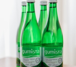 Люкс с 2 комнатами с красивым видом из окна в Дом Москвы