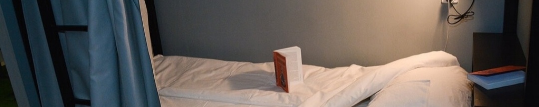  8-местный номер для мужчин с 4-мя 2-ух ярусными кроватями в Melius