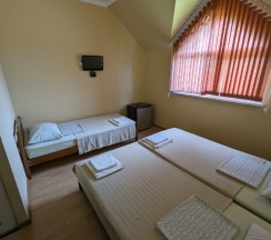 Трехместный номер в Белые Росы