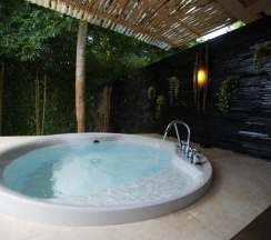 Люкс рядом с пляжем в Seavana Koh Mak Beach Resort