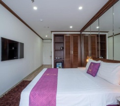 Двухместный номер Deluxe двуспальная кровать в Suji Hotel