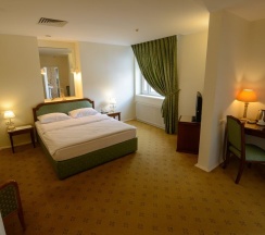 de Luxe в Фортеция