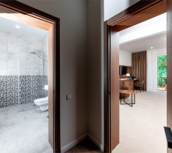 Двухкомнатный Сюит на 1 этаже с террасой Дом №5 в Лесная заимка