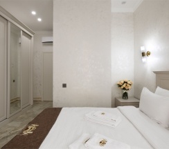 Делюкс с балконом и боковым видом на море в Cascade Resort by Stellar Hotels