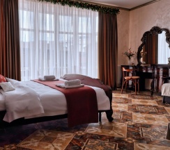 Люкс с балконом в Атлант