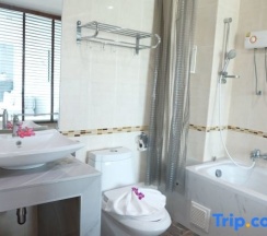 Трёхместный люкс Executive с видом на море в The Beach Front Resort Pattaya  - SHA Plus