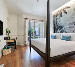 Двухместный номер Superior с балконом двуспальная кровать в Отель Outrigger Koh Samui Beach Resort