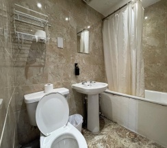 Четырёхместный номер Standard в Somerset Hotel Baker Street London