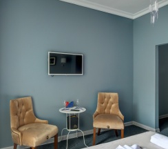 Полулюкс с красивым видом из окна в Элитон