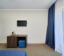 Стандарт с доп. местом и балконом. Вид на море в Val`kont hotel