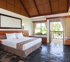 Номер Deluxe с балконом и с красивым видом из окна в Karona Resort & Spa