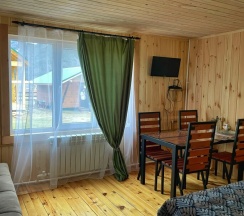 Полулюкс на 1м этаже с террасой в Горный орел